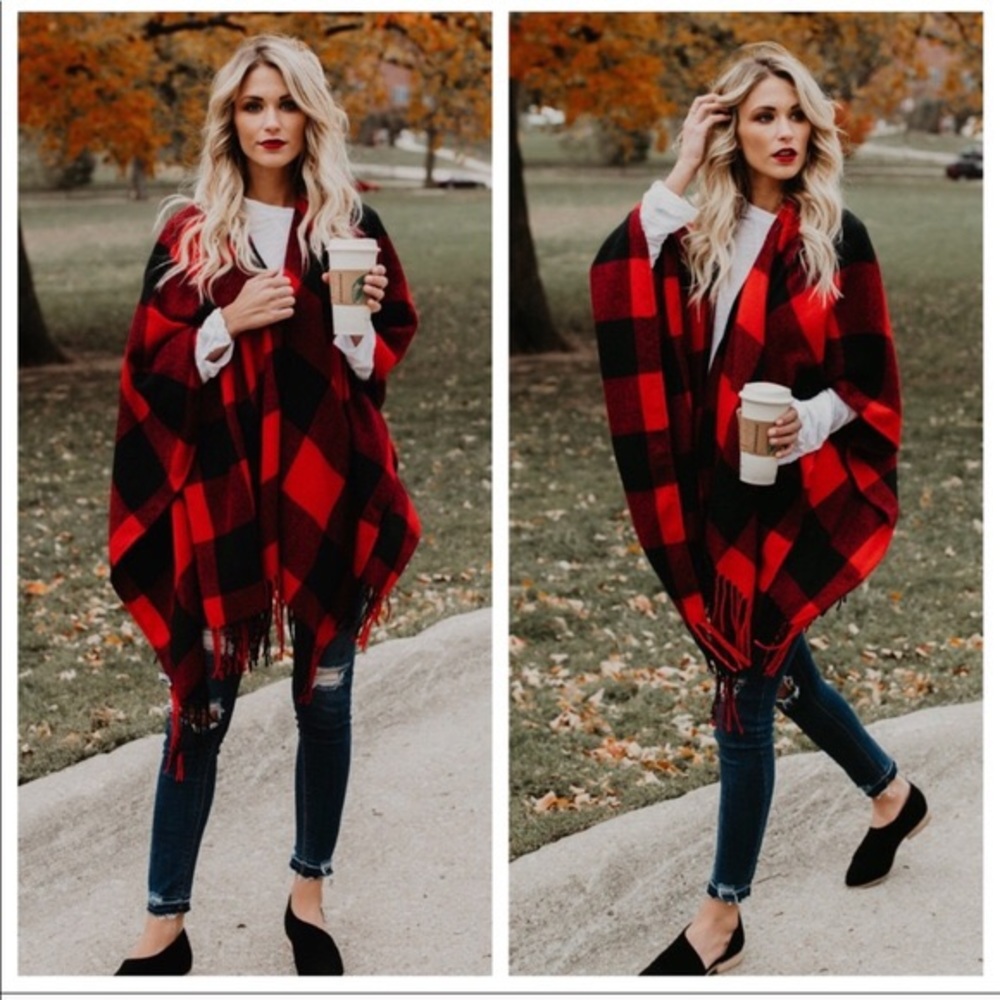 Last 1 New Cozy Soft Chic Plaid Fringe Poncho - Picture 4 of 10